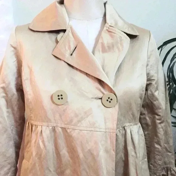 Bernardo Gold Trench Coat - Picture 2 of 7